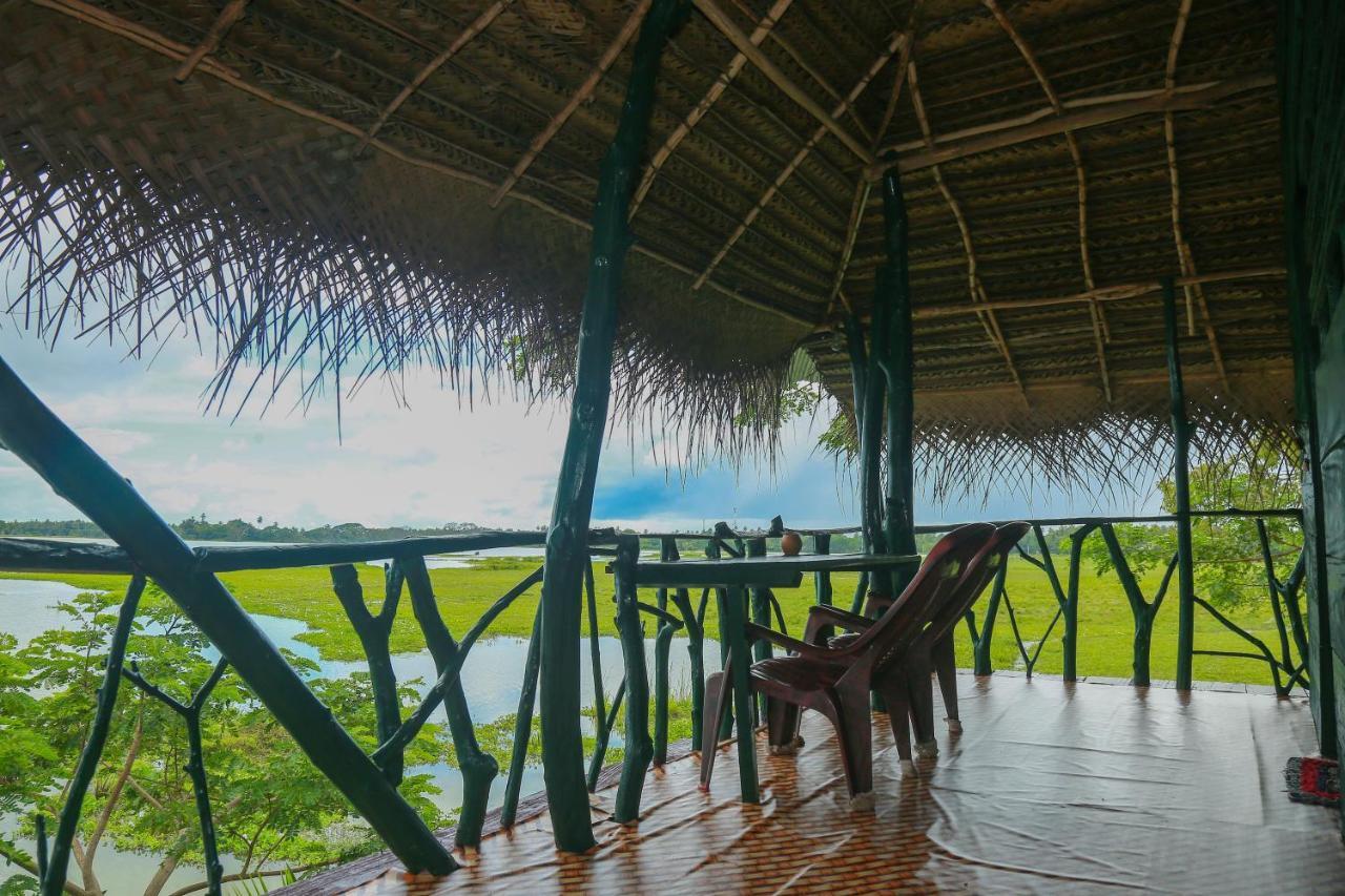 Lake Face Cabana Tissamaharama Exterior foto